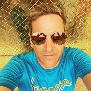 Meet your Posher, Brian